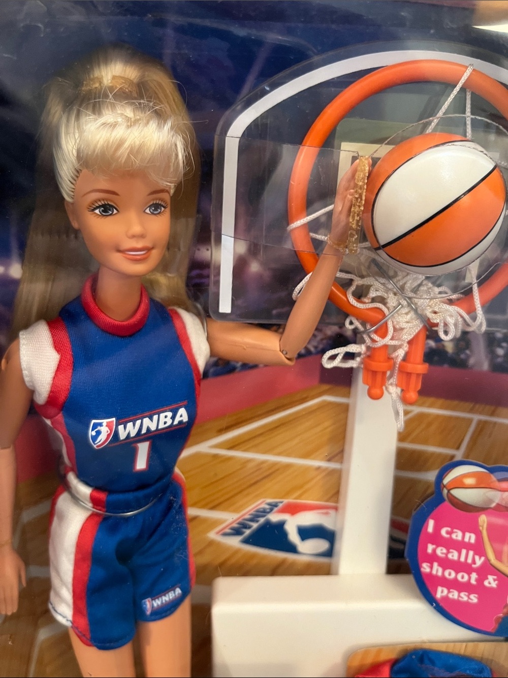 Barbie WNBA - Picture 3 of 4
